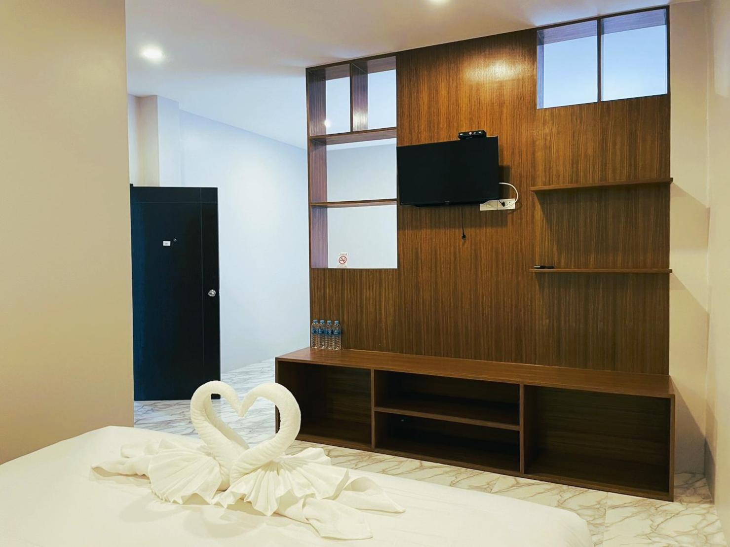 Terminal 58 Hotel Ban Mut Dok Khao Buitenkant foto